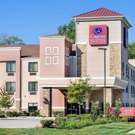 Comfort Suites Topeka Northwest Exterior photo